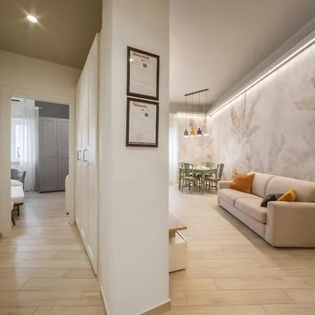 Apartment Thelma House - Lovely Near Tiburtina Station Rome